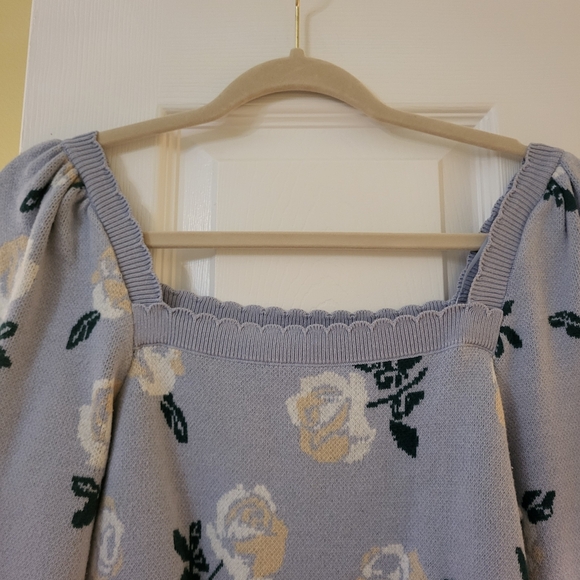 Willow&wind Floral Patterned Sweater - Gray and Cream L - Picture 2 of 4